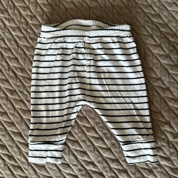 Carter’s pants - Picture 8 of 9